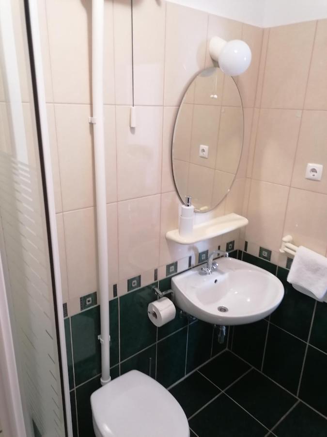 Apartments Dinko Duće Eksteriør billede