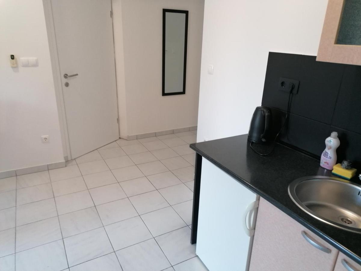 Apartments Dinko Duće Eksteriør billede