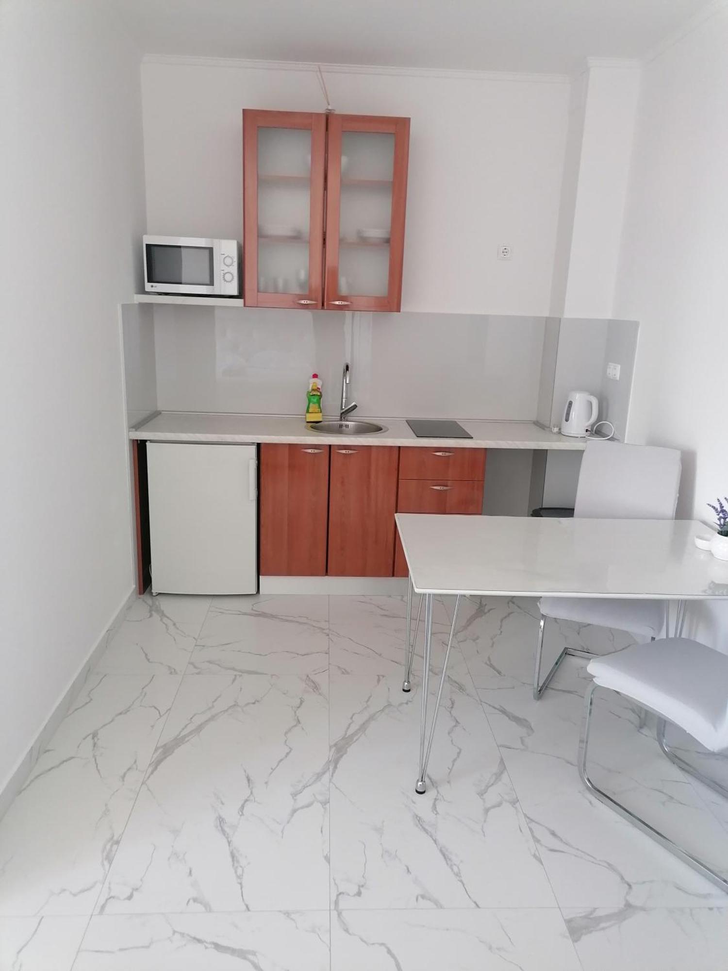 Apartments Dinko Duće Eksteriør billede